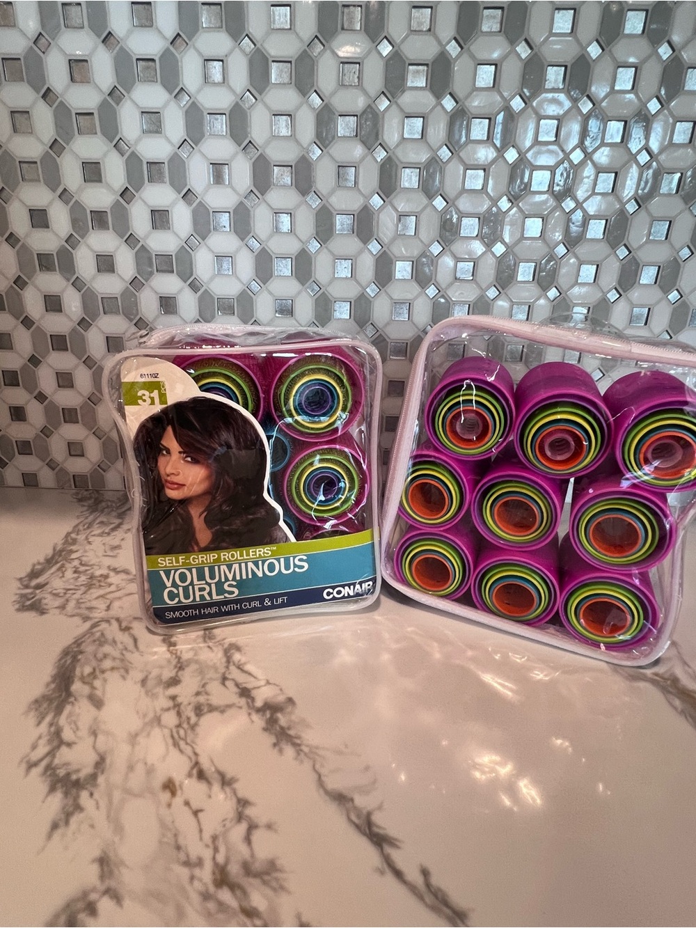 CONAIR Stuling Essentials 31 piece Self Grip Rollers & 54 Conair Magnetic Roller